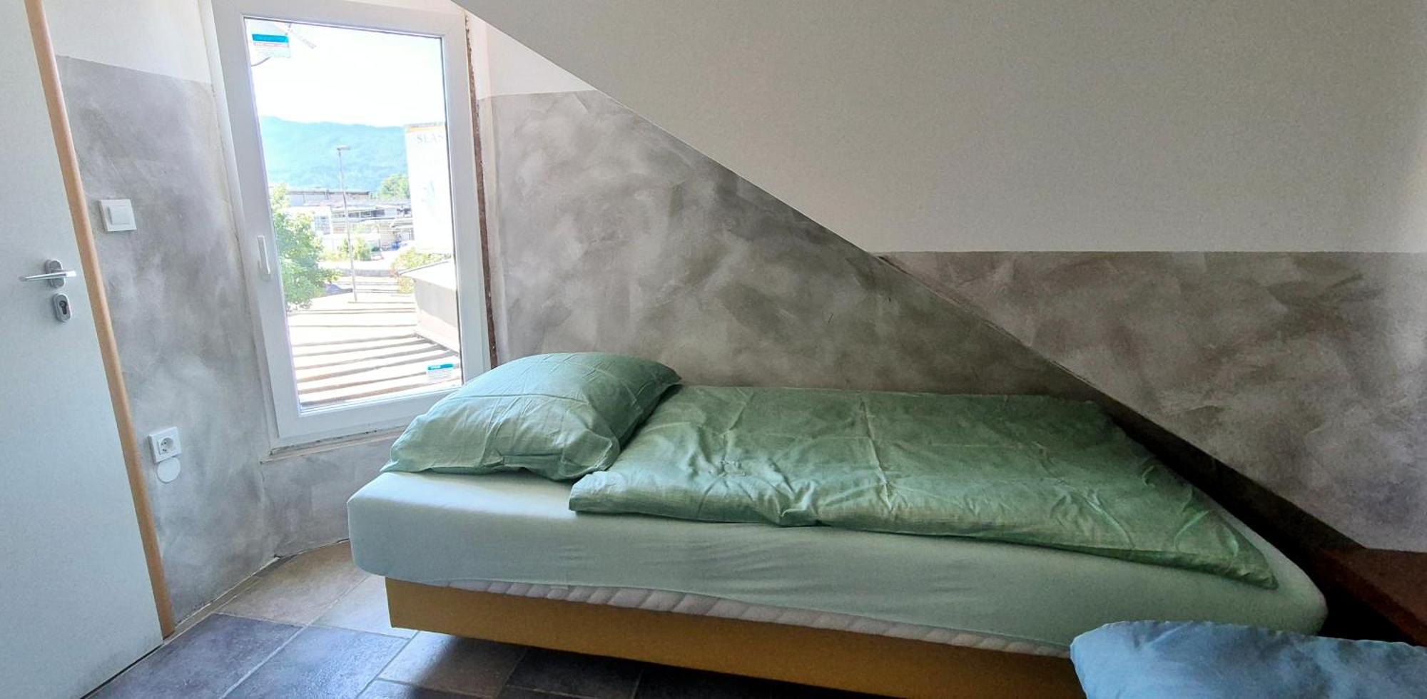 Bled Lesce Station Rooms And Beds Eksteriør bilde
