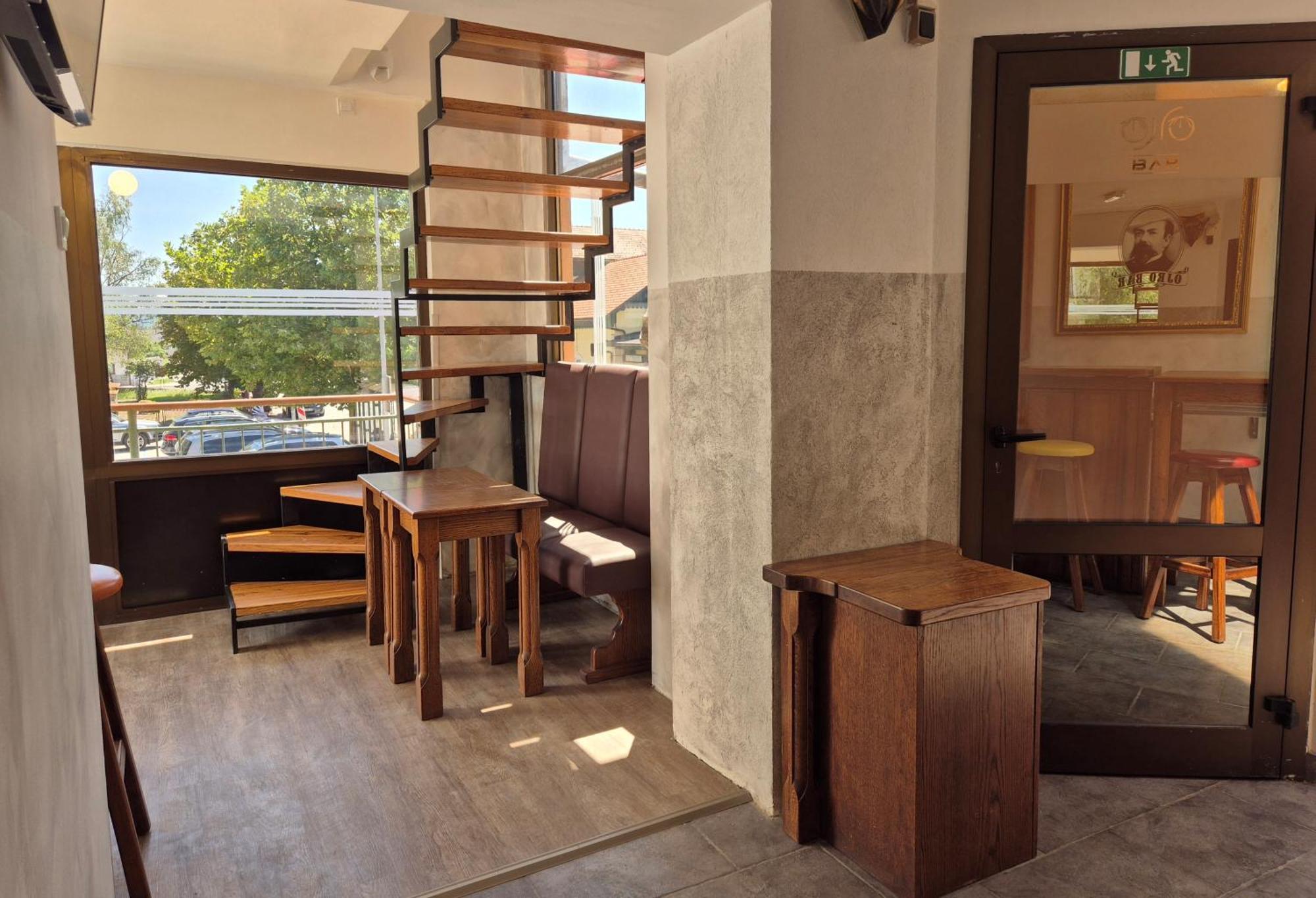 Bled Lesce Station Rooms And Beds Eksteriør bilde
